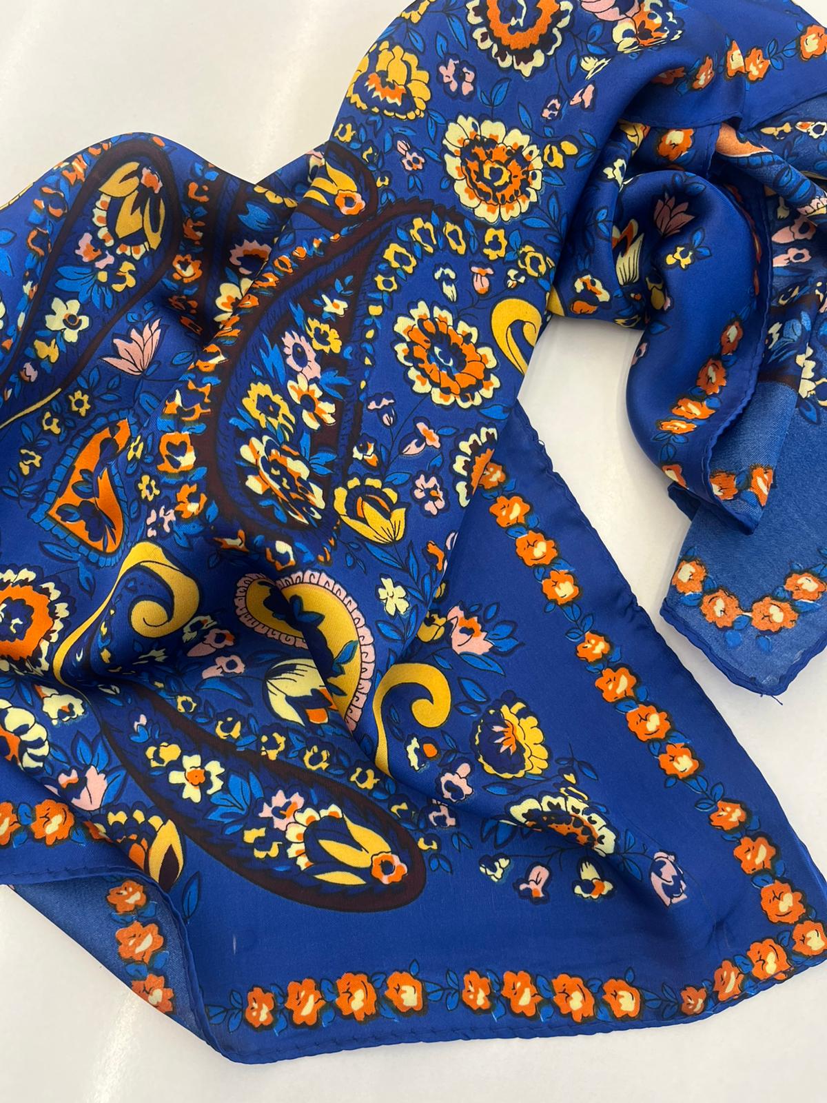 Foulard piccolo floreale