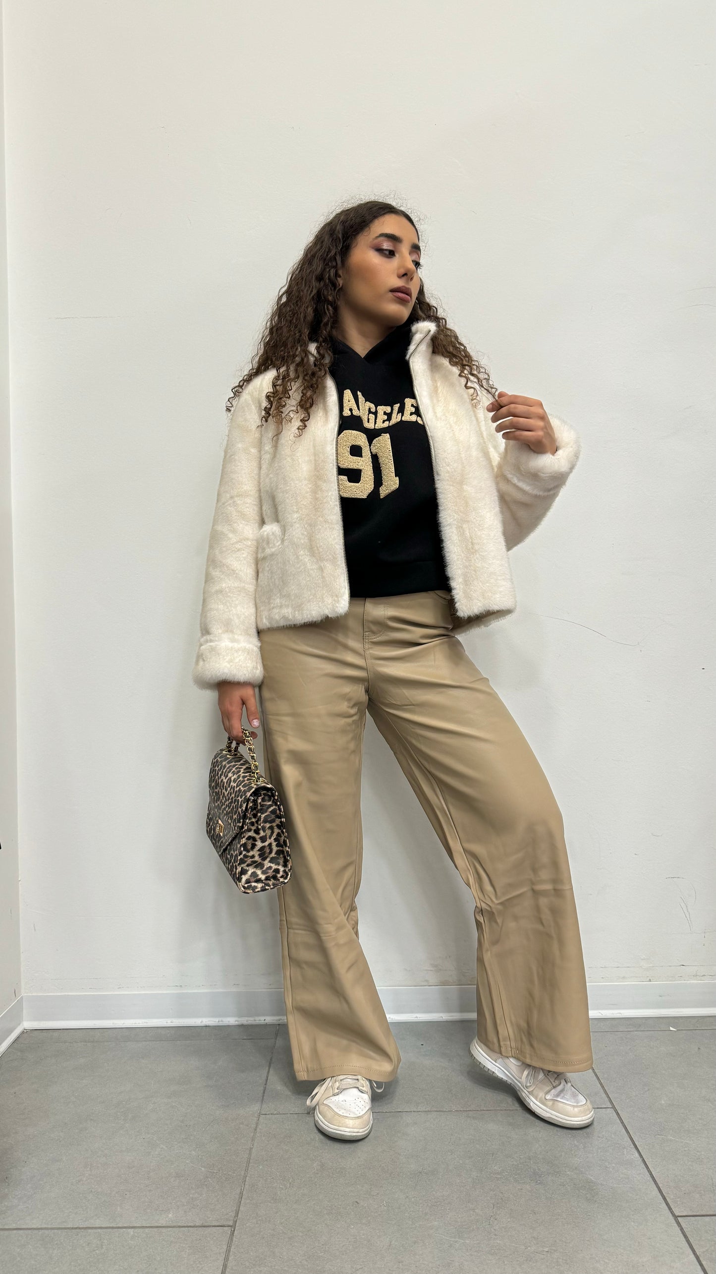 Pelliccia Sintetica Con Zip E Tasche