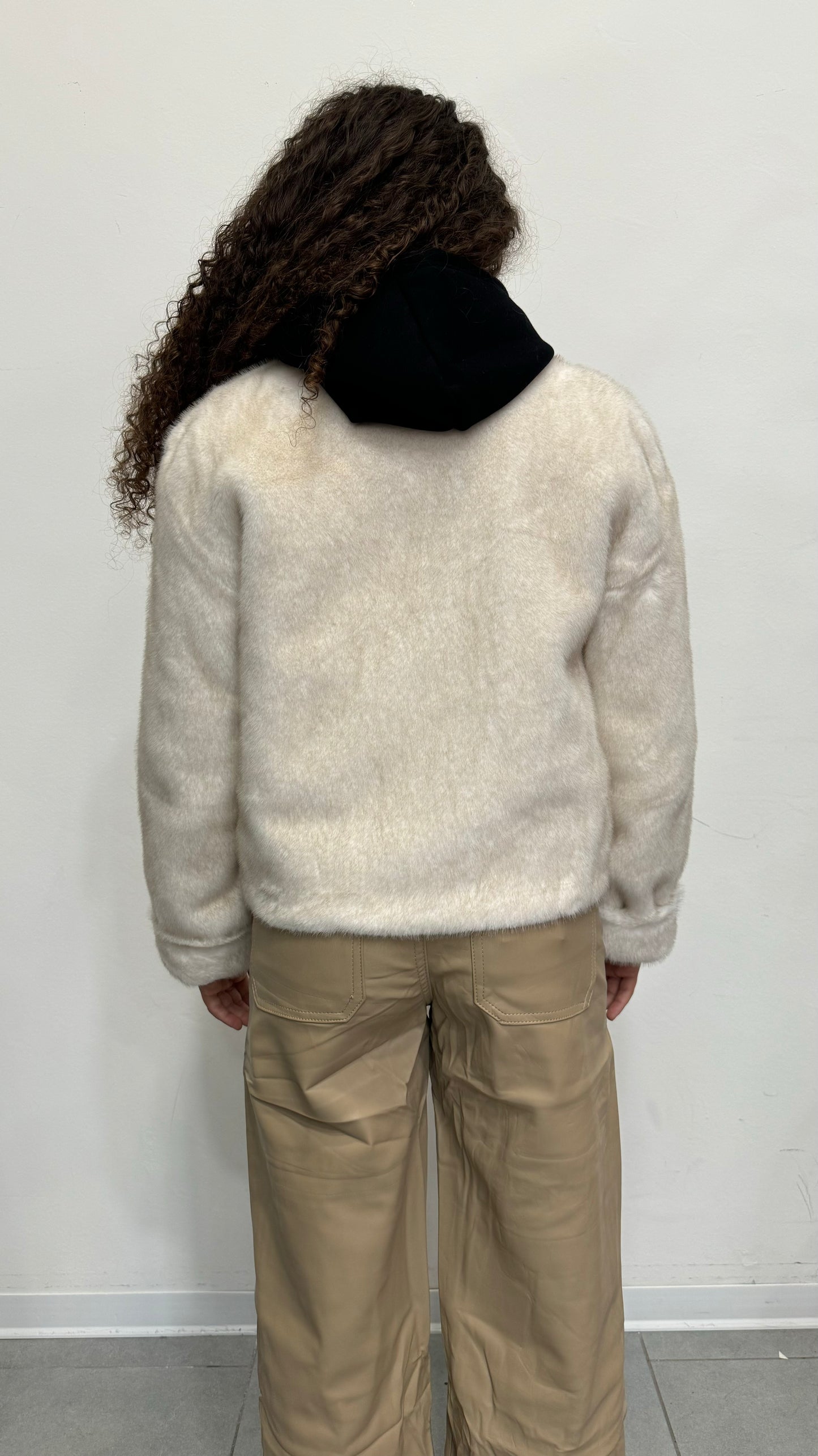 Pelliccia Sintetica Con Zip E Tasche