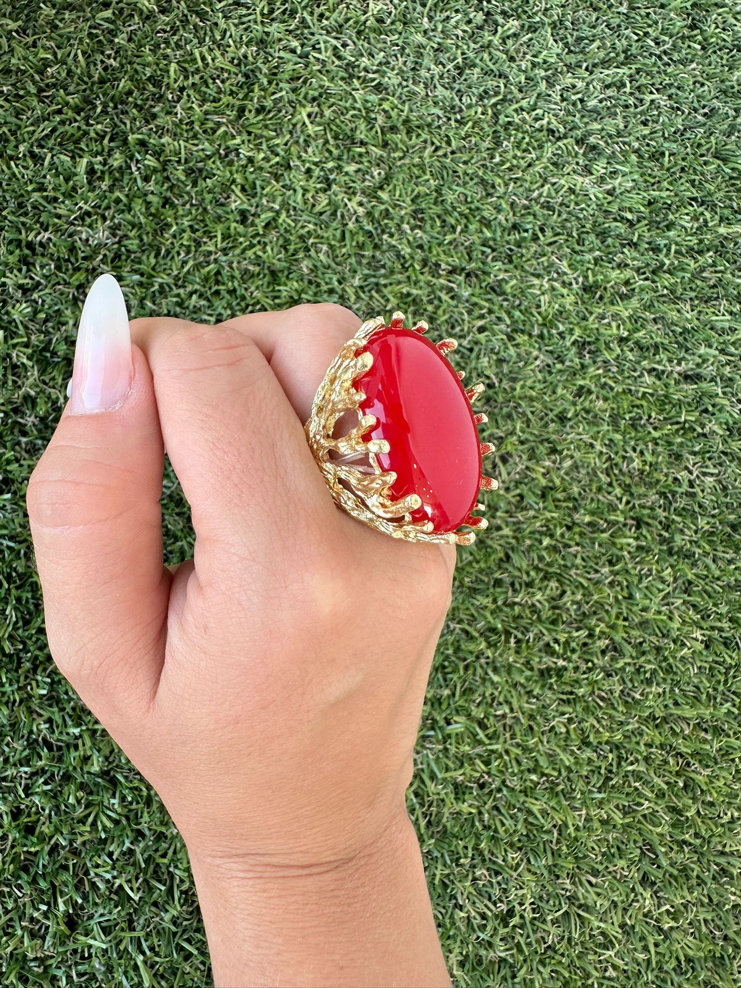 Anello Dorato con Maxi Perla