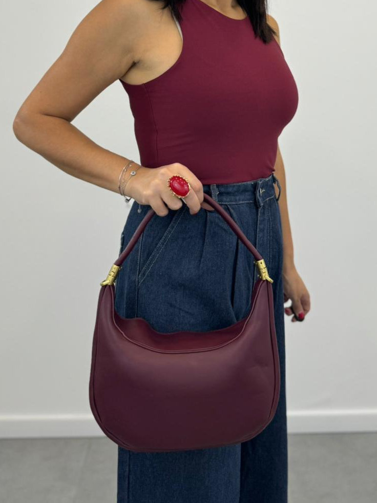 Anello Dorato con Maxi Perla