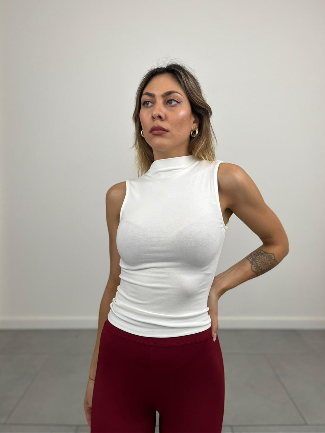 Top Basic Giromanica Bianco art.7079