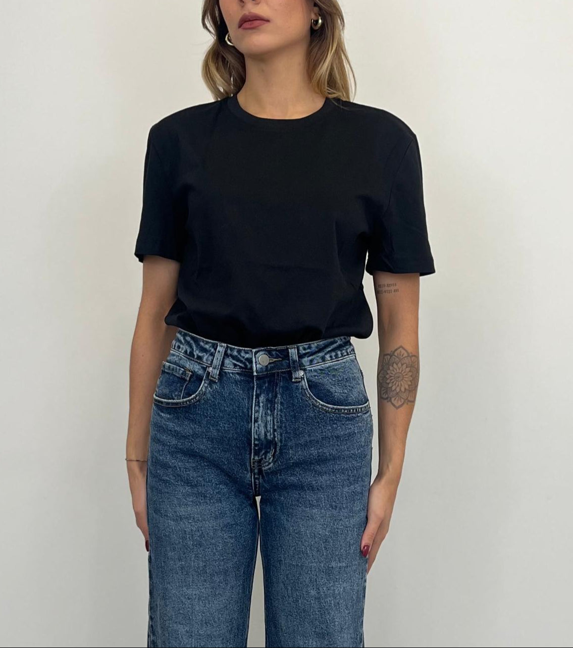 T-shirt Lumina Basic