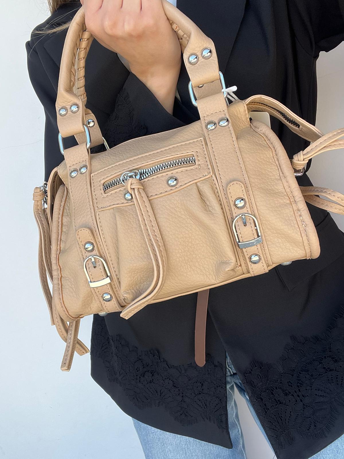 Borsa City art. 2174