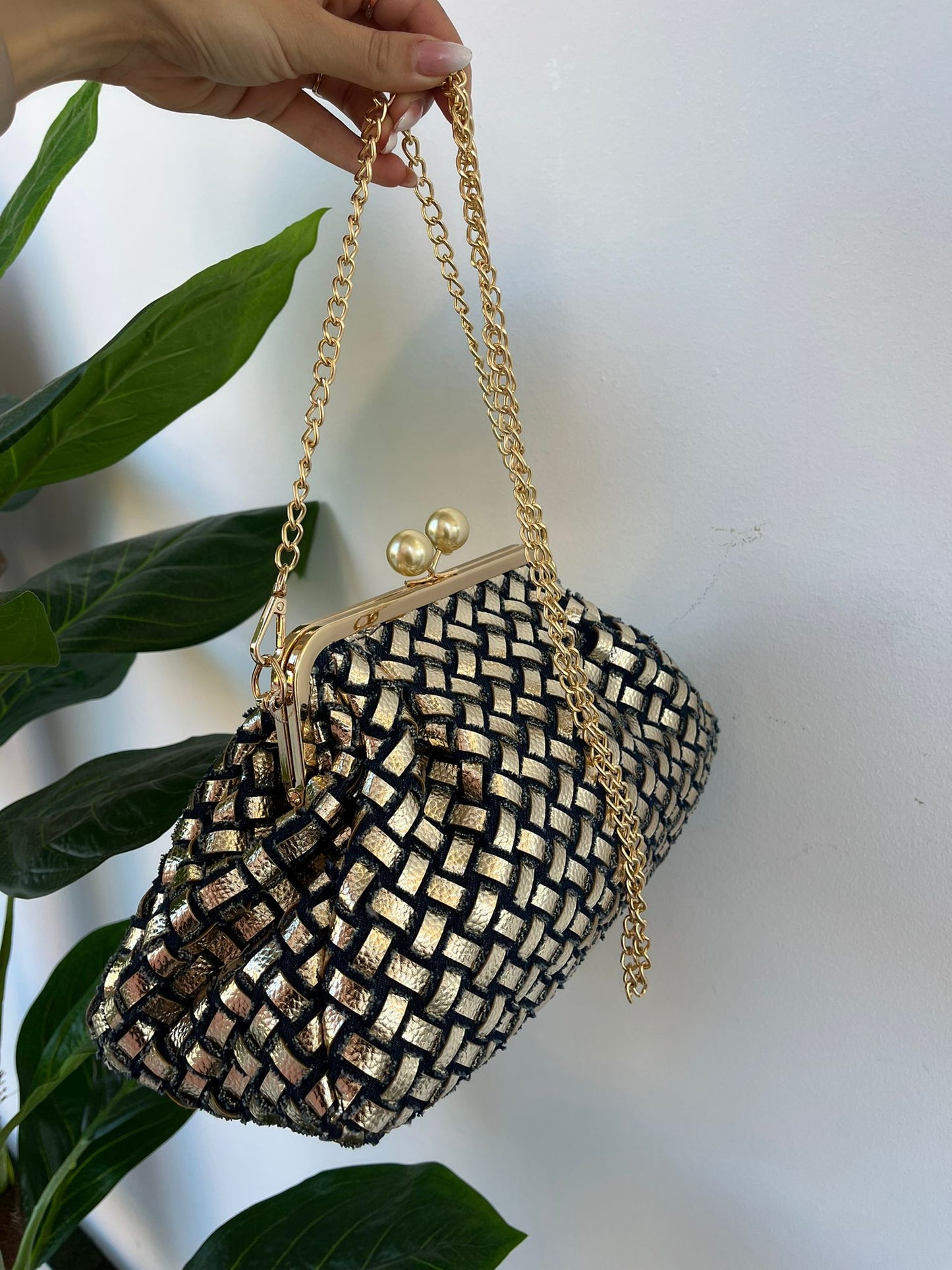 Borsa sacchetto intrecciata art.90210