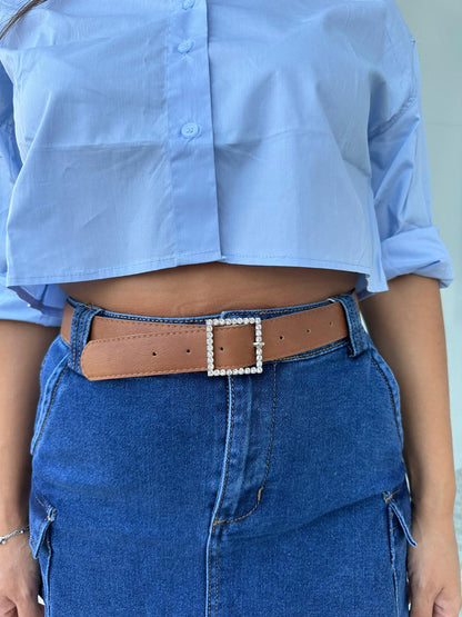 Cintura marrone con fibbia quadrata strass