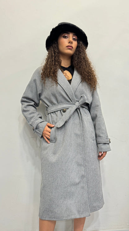 Cappotto Spigato Con Bottoni E Cintura