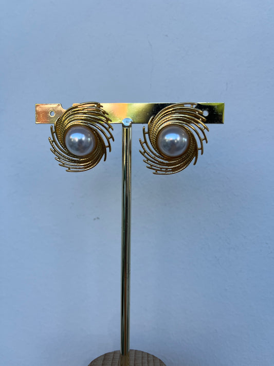 Orecchini perla e vortice oro