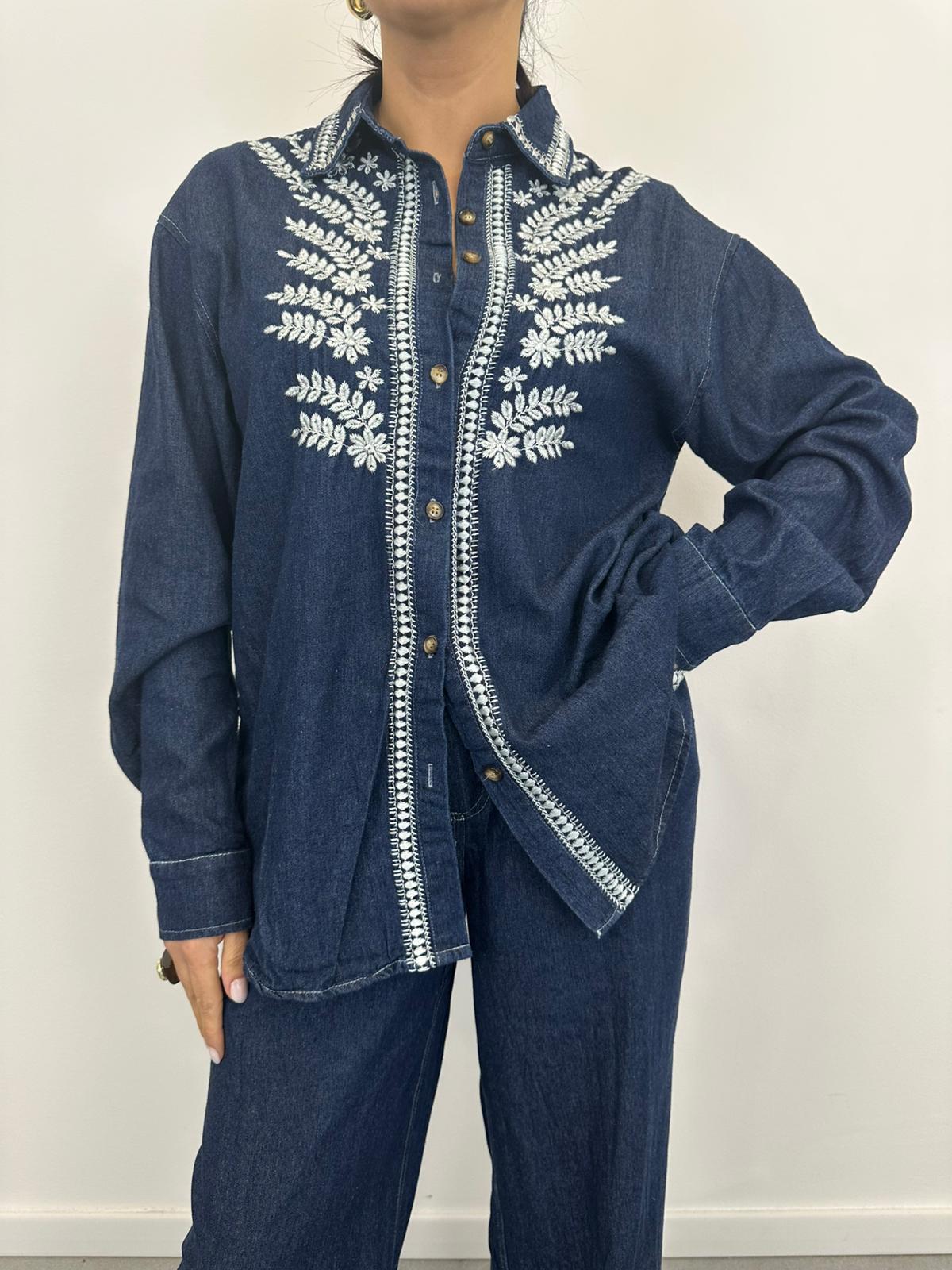 Camicia Ricamo art.893