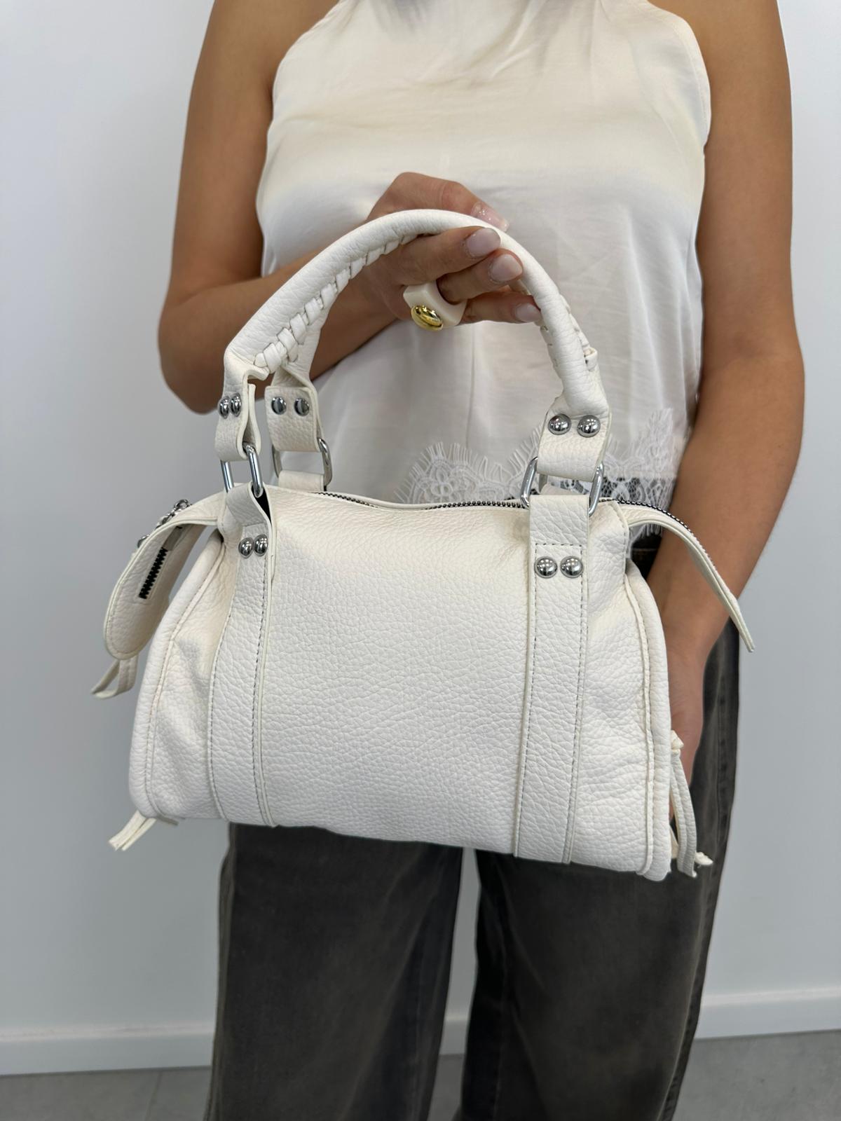 Borsa City art. 2174