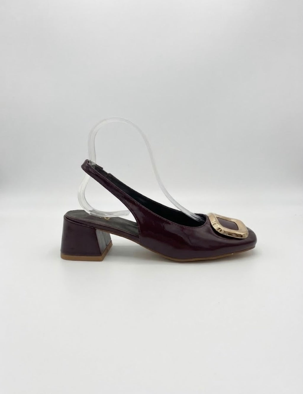 Slingback in vernice tacco largo