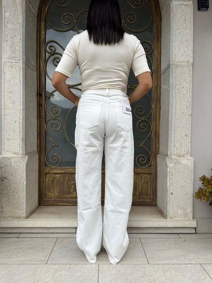 Jeans Balloon Fit con Bottone Trasversale art.2166