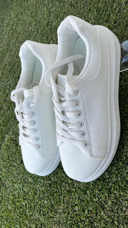 Sneakers Bianca con Suola Alta